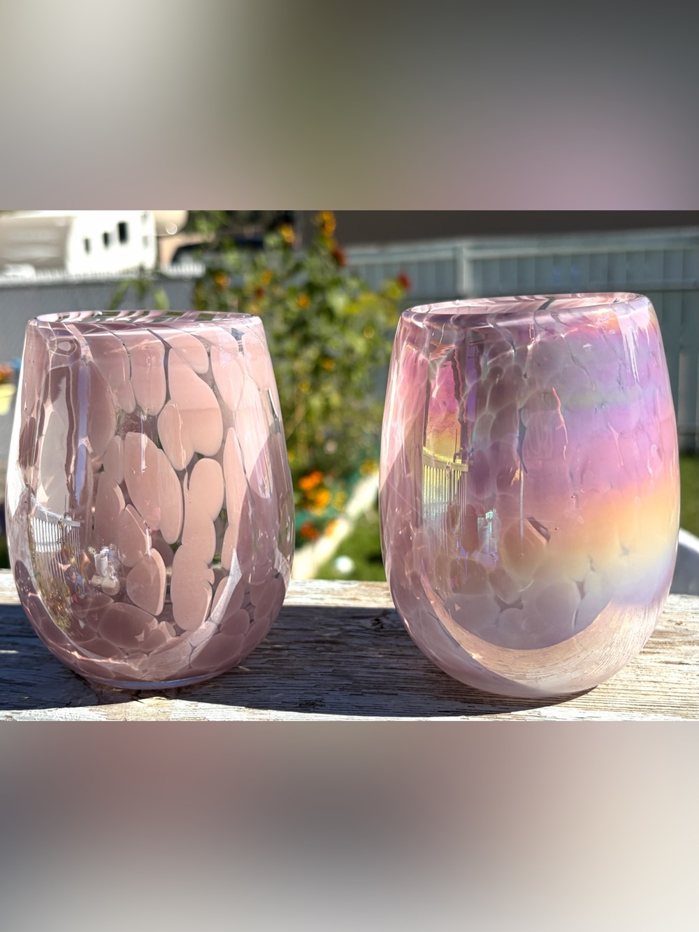 💗Set of 2 Pink Glass Wine Tumblers 🌈1 Iridescent Pink & 1 Clear Pink💗